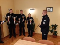 Komendant Miejski Policji w Łodzi gratuluje policjantom wyników w konkursie