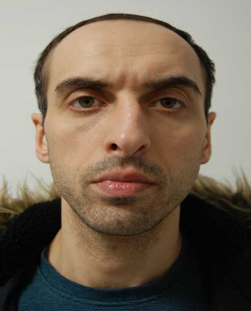 Wizerunek poszukiwanego mężczyzny.