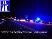 Zdarzenie drogowe na autostradzie.