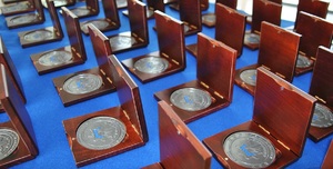 Medale okolicznościowe z okazji święta Policji 2022.