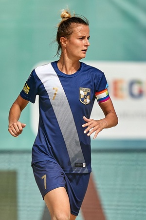 Aspirant Katarzyna Borowiec podczas rozgrywek piłkarskich.