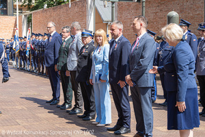 Odznaczeni w uznaniu szczególnych zasług w zakresie ochrony bezpieczeństwa ludzi oraz utrzymaniu bezpieczeństwa i porządku publicznego.
