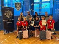 Grupowe zdjęcie pamiątkowe.