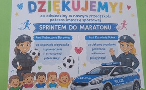 Podziękowanie dla policjantek za obecność na wydarzeniu sportowym.