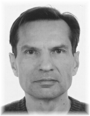 Zaginiony: Mariusz Kulawiński
Rysopis: mężczyzna około 170 centymetrów wzrostu, szczupła budowa ciała, włosy krótkie koloru ciemnego brązu.
